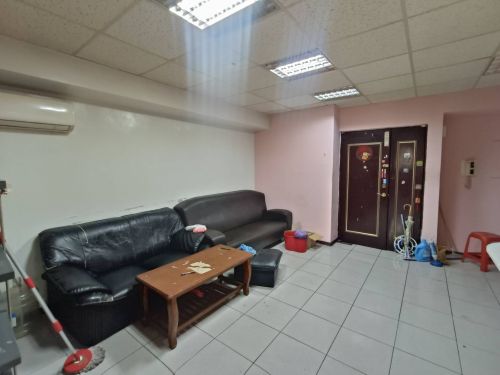 藝文區演說家兩房