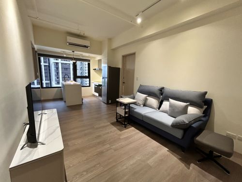 A18美術水公園景觀二房車