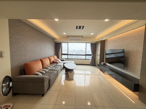 近A21美麗歐洲次頂樓景觀三房車