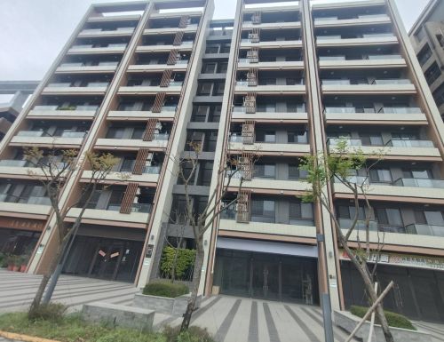 A10綻大面寬店面